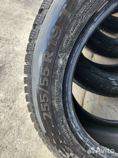 Continental IceContact 3 SUV 255/55 R19 111T