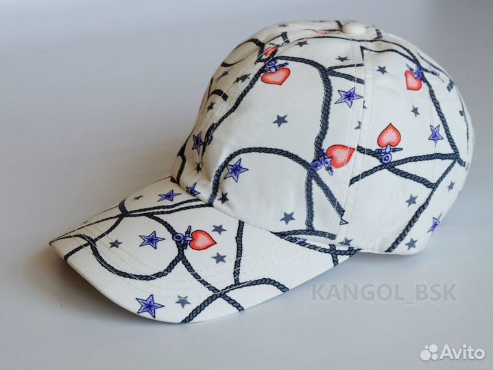 Бейсболка светлая, женская