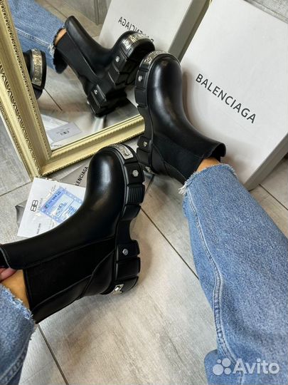 Ботинки Balenciaga женские