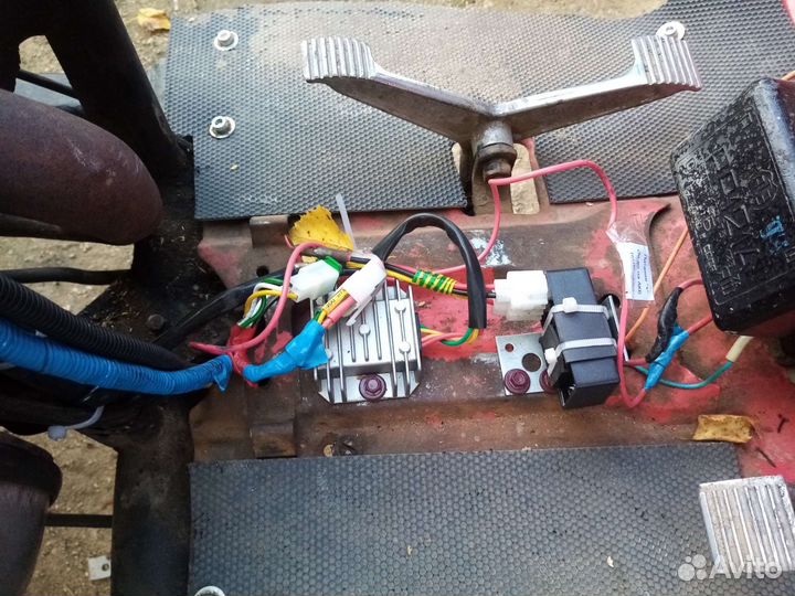 Двигатель муравей