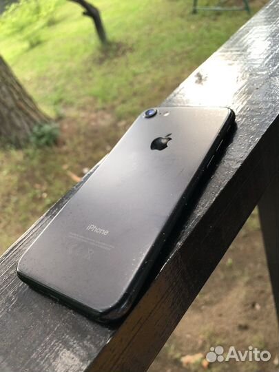 Телефон iPhone 7 128gb