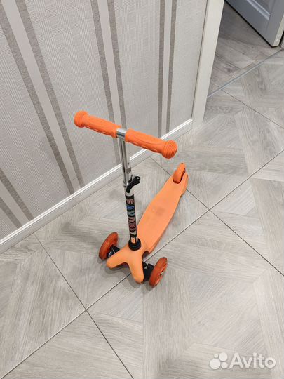 Самокат детский трехколесный