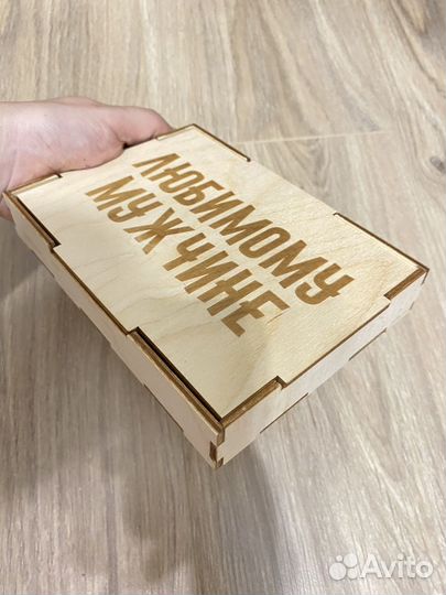 Коробка из дерева