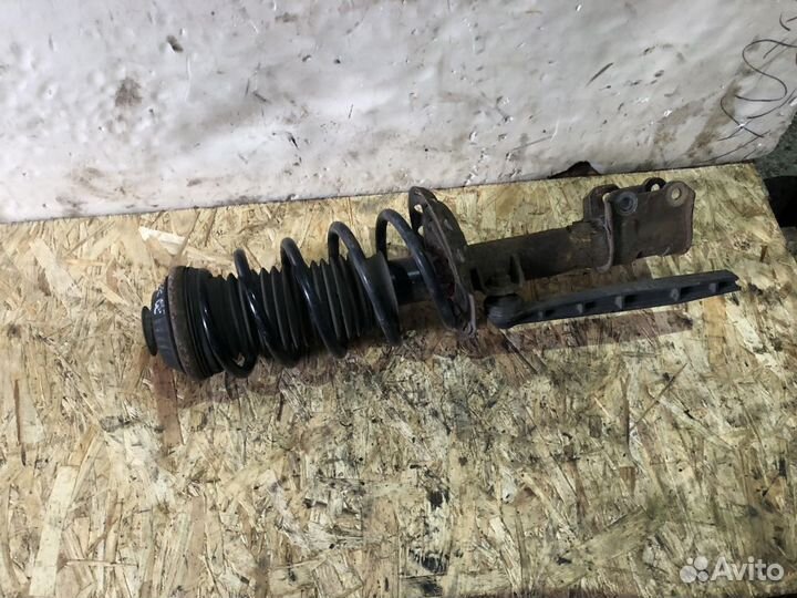 Стойка передняя левая opel astra H