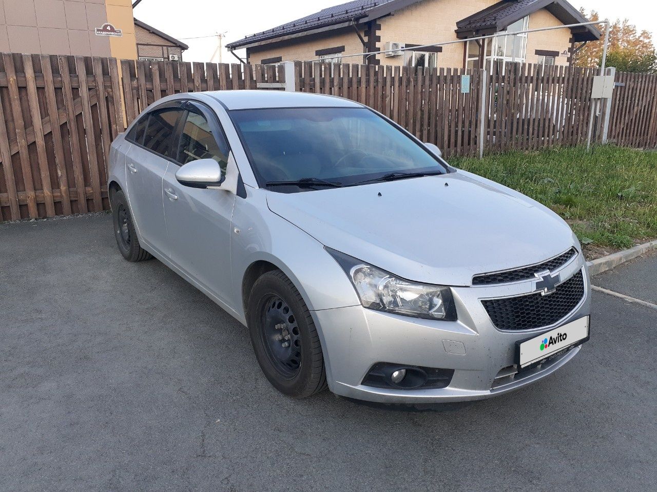 Chevrolet Cruze: фото владельца