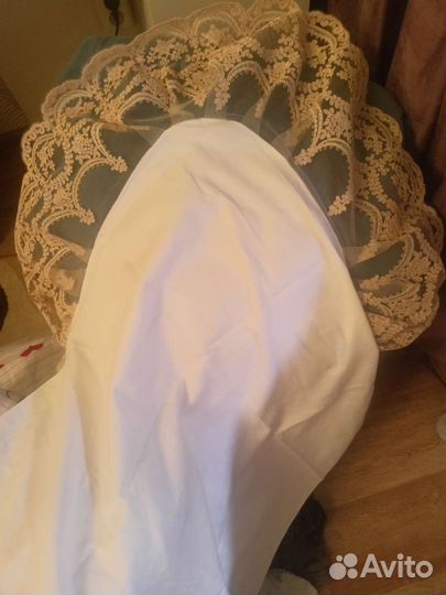 Пелёнка с кружевом для выписки новорожденного
