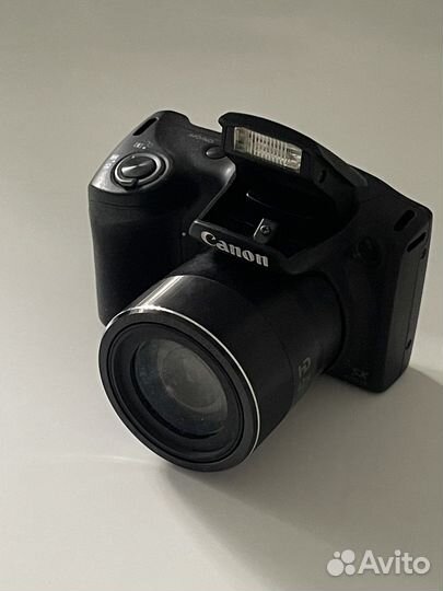 Компактный фотоаппарат canon