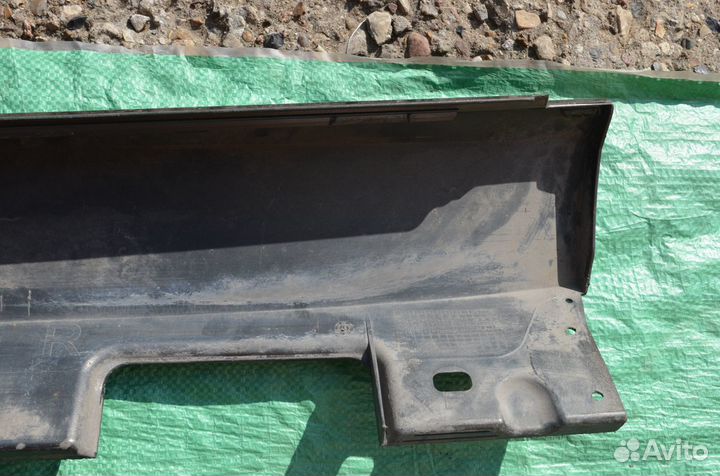 Порог Mercedes W212