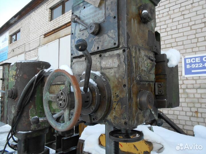 Радиально-сверлильный станок 2л53у