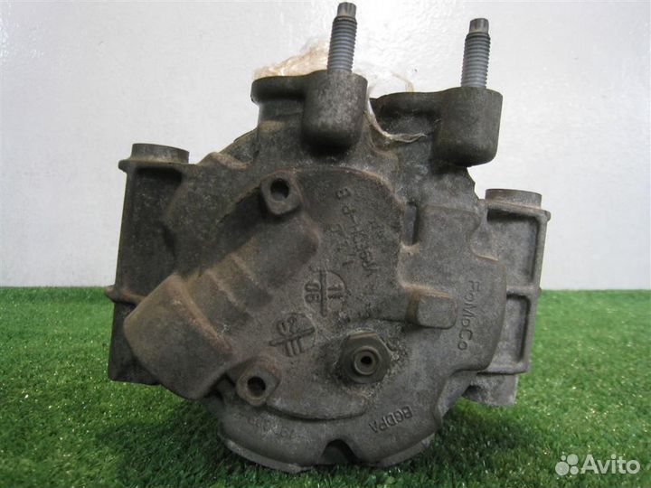 Компрессор кондиционера Ford Fiesta (CB1) 2011