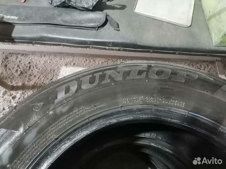 Dunlop SP Sport FM800 215/65 R16 98