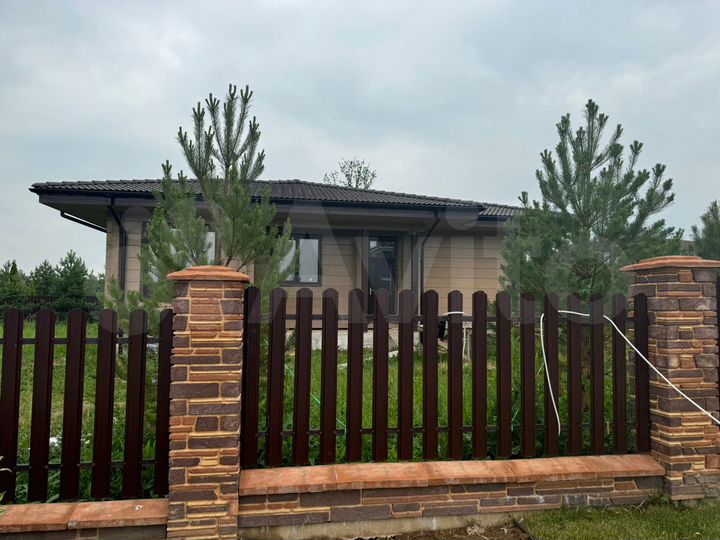 Дом 161 м² на участке 10,4 сот.