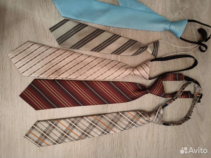 Галстук школьный