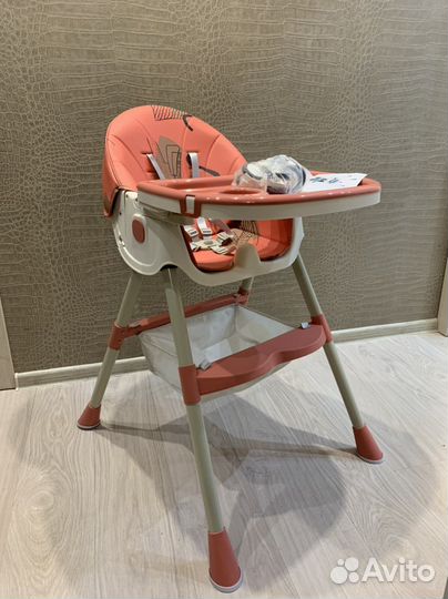 Стульчик для кормления luxmom новый