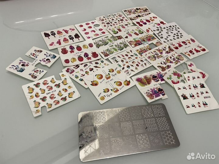 Наклейки на ногти