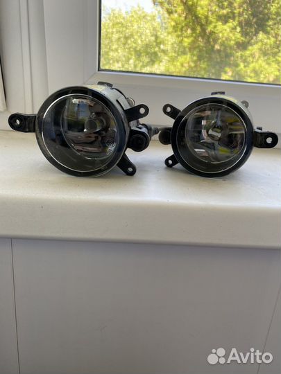 Противотуманные фары стояли приора,так же запчасти