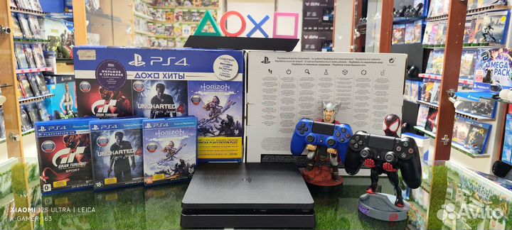 Sony PS4 Slim/2 Геймпада/3 Диска Хит