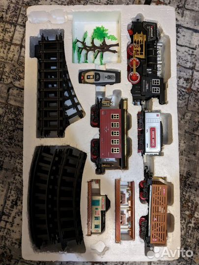 Поезд с железной дорогой