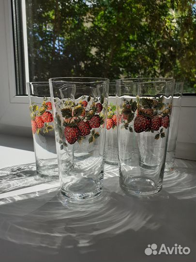 Стаканы из тонкого стекла