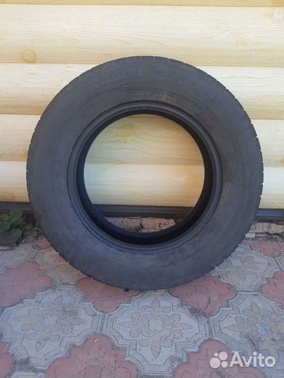 Hankook Radial RA08 16
