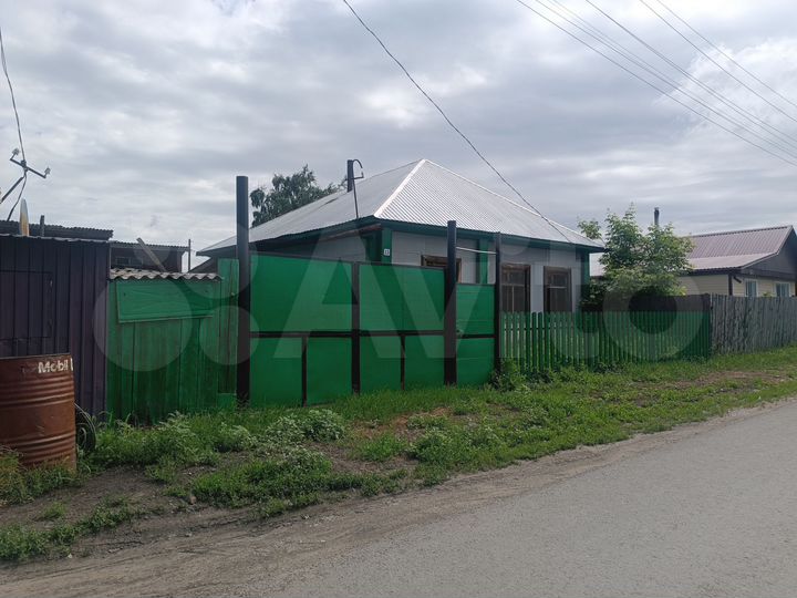 Дом 42 м² на участке 4 сот.