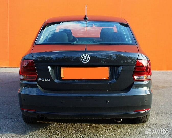 Бампер зад volkswagen polo 5 15-20 LI7F(5K) Серый