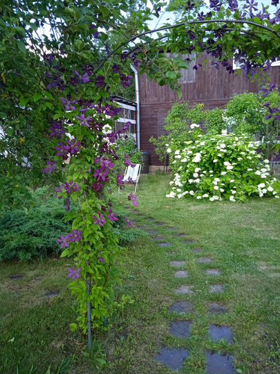 Дача 83 м² на участке 8,4 сот.