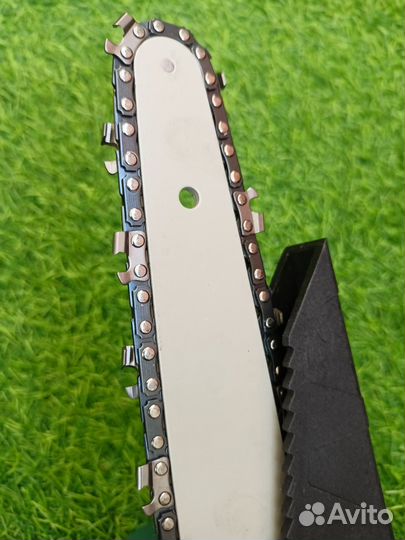 Пила цепная аккумуляторная + доп. цепь