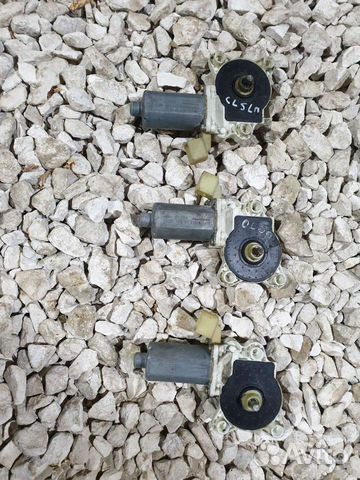 Моторчик стеклоподъемника Mercedes-Benz CLS 219