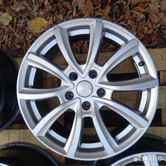 Литые диски R17 5x114.3 Kia, Mitsubishi, Hyundai