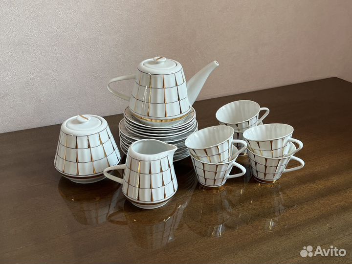 Сервиз чайный фарфор золотая клетка верблики дфз