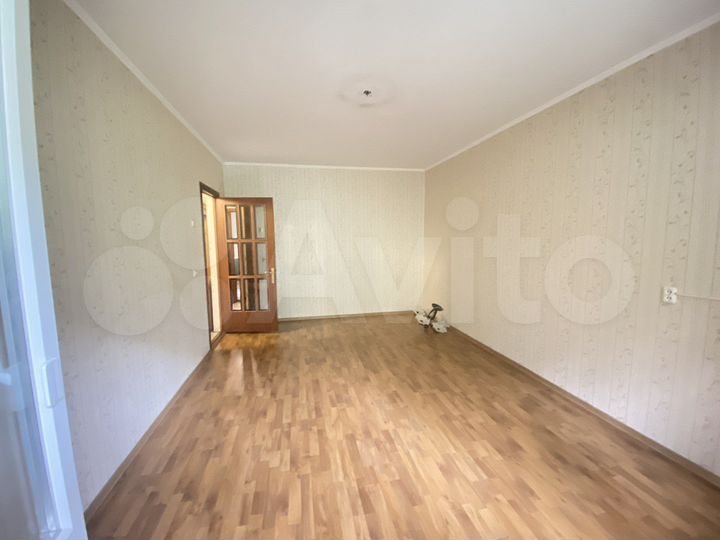 1-к. квартира, 42 м², 1/9 эт.