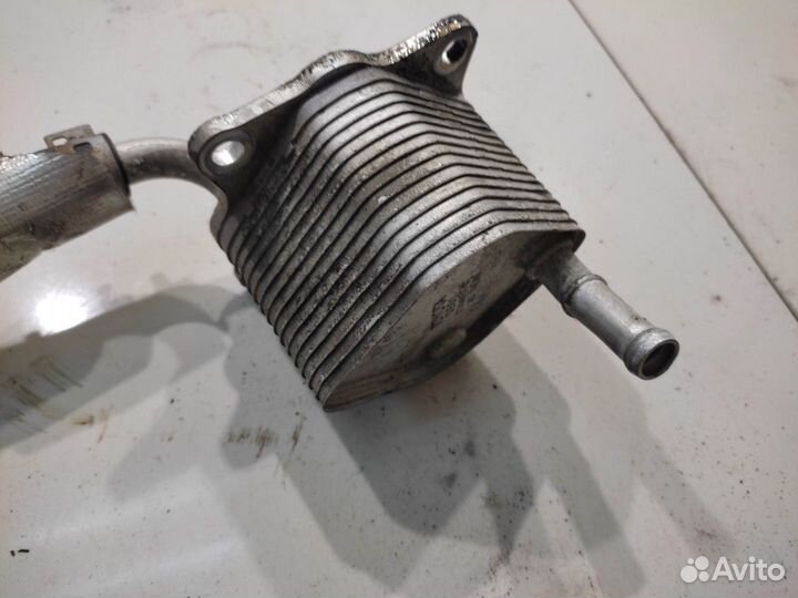 Радиатор масляный (Toyota Hilux viii)