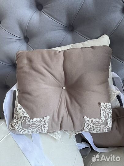 Бортики в кроватку с одеялом