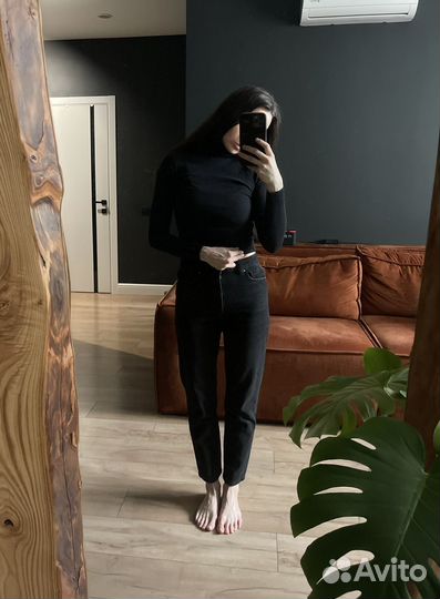 Женские джинсы Zara 34 mom fit черные