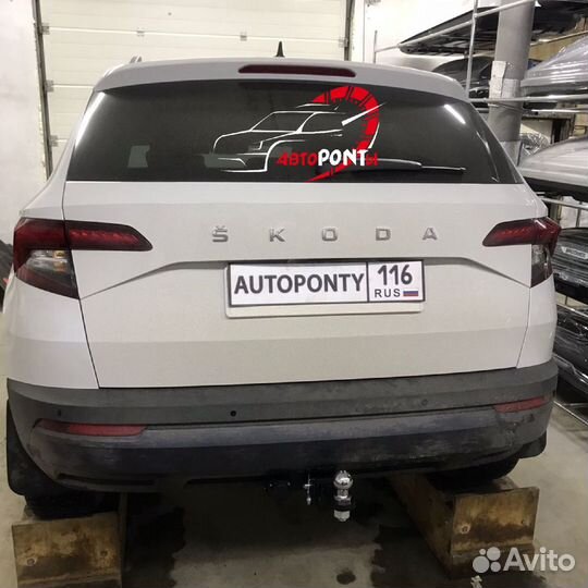 Фаркоп Skoda Karoq легкосъемный квадрат