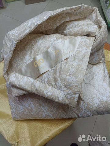 Шёлковое одеяло, зимой греет - летом освежает