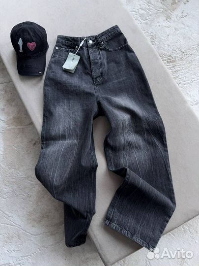 Джинсы женские Balenciaga