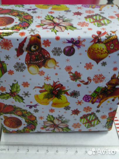 Новогодняя коробочка картонная 12х12х6см