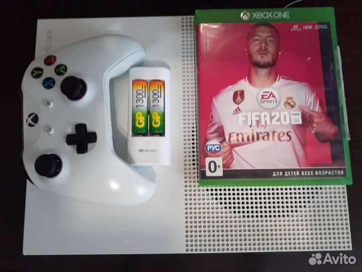 Xbox One s 1tb с играми