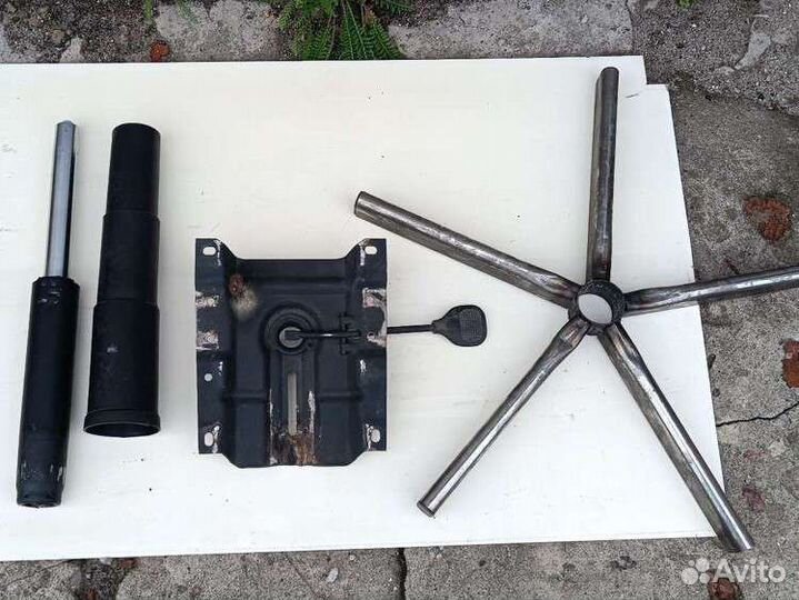 Запчасти на офисное кресло