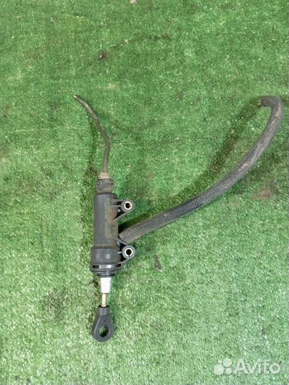 Главный цилиндр сцепления BMW 3 e46