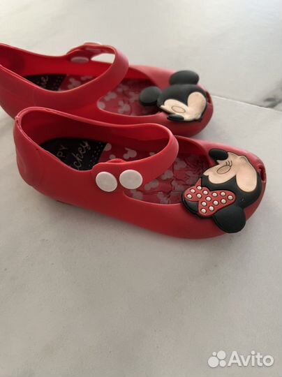 Сандали для девочки