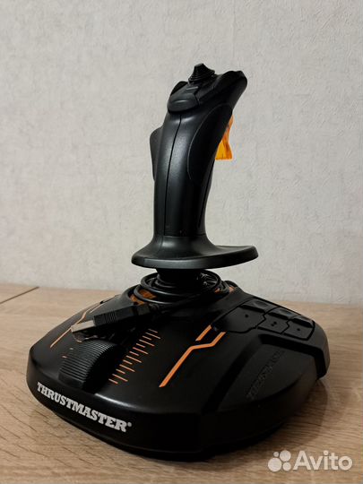 Thrustmaster t16000