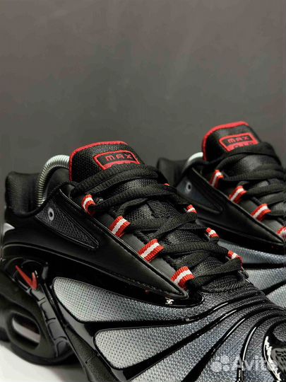 Кроссовки Nike Air Max Tn Plus black and red