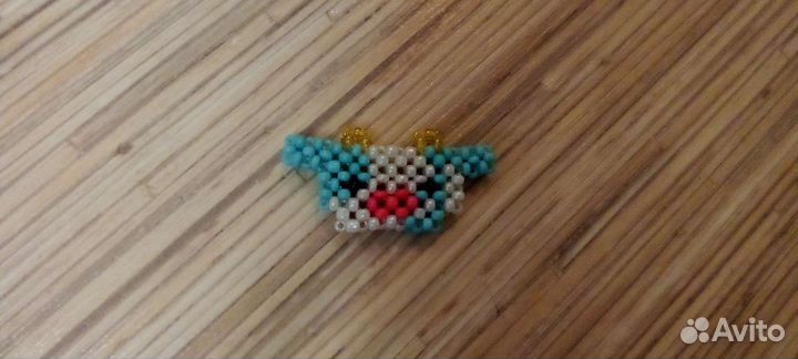 Фигурка голубой коровки из бисера