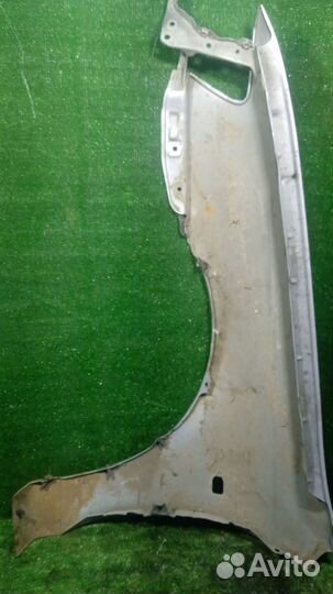 Крыло переднее правое Toyota Caldina