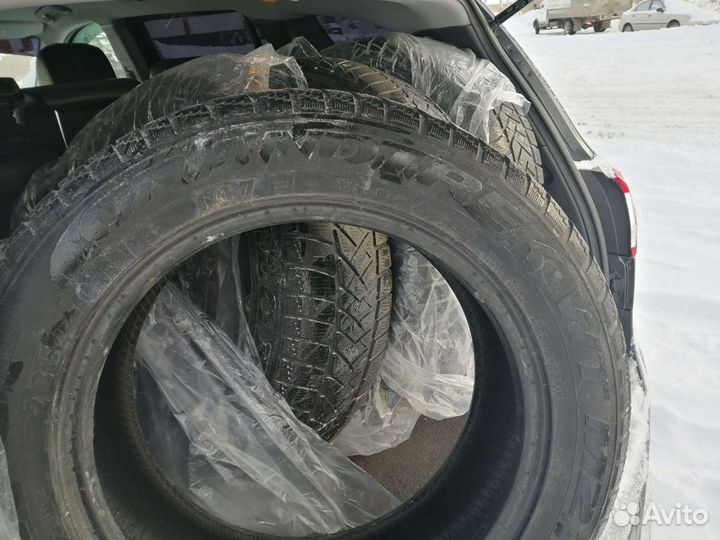 Dunlop Grandtrek MT2 235/60 R18