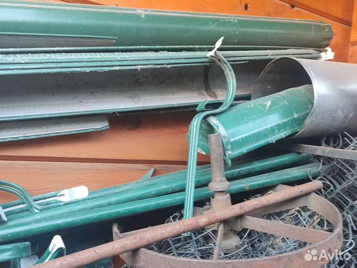 Водосток металлический зелёного цвета бу