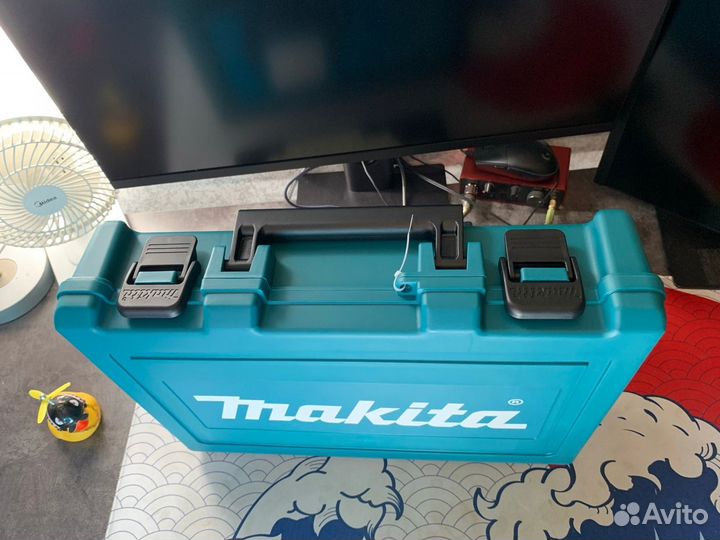 Сетевой перфоратор Makita HR2470